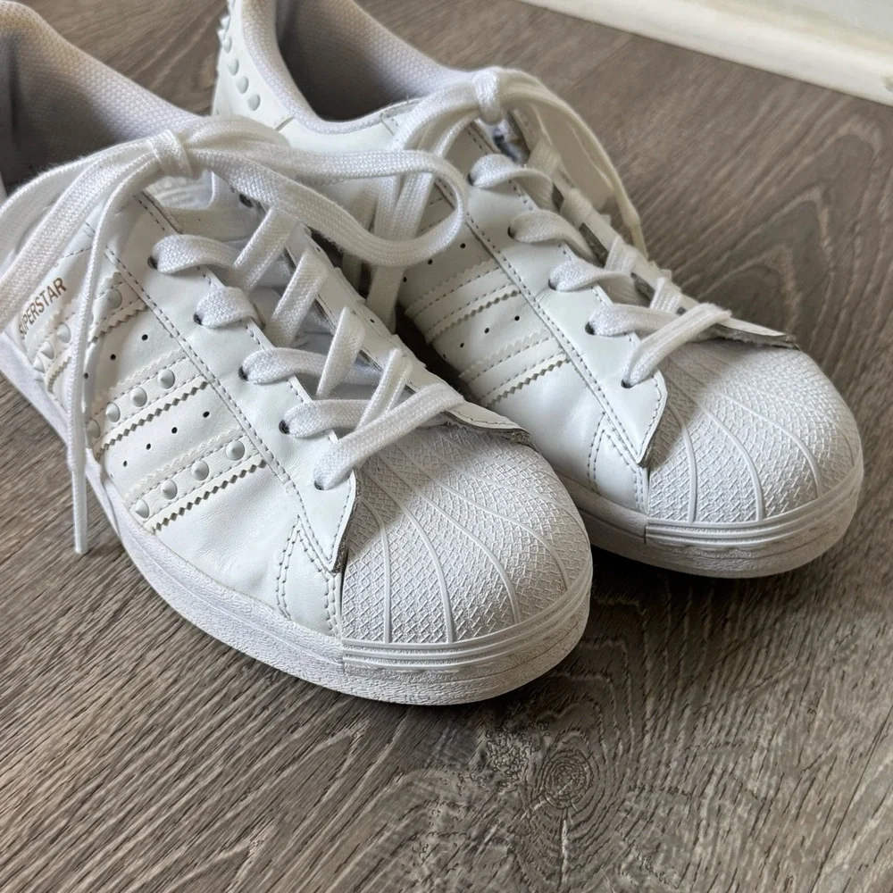 Adidas Studded Spikes White Superstars Sneakers 6 - Picture 5 of 12